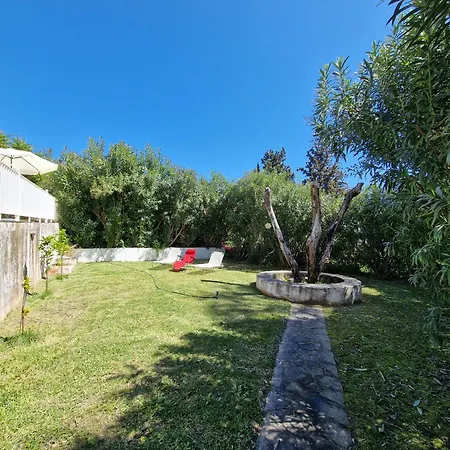 Skala - - Sleeps 7 - Parking - Garden