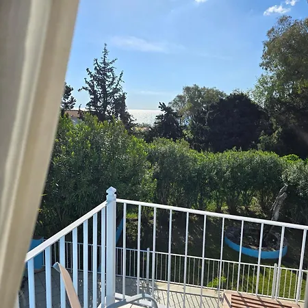 Skala - - Sleeps 7 - Parking - Garden *