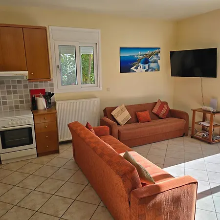 Skala - - Sleeps 7 - Parking - Garden Villa Skala (Kefalonia)